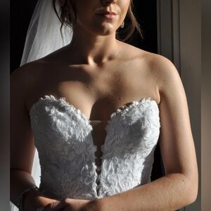 Size 4 wedding dress